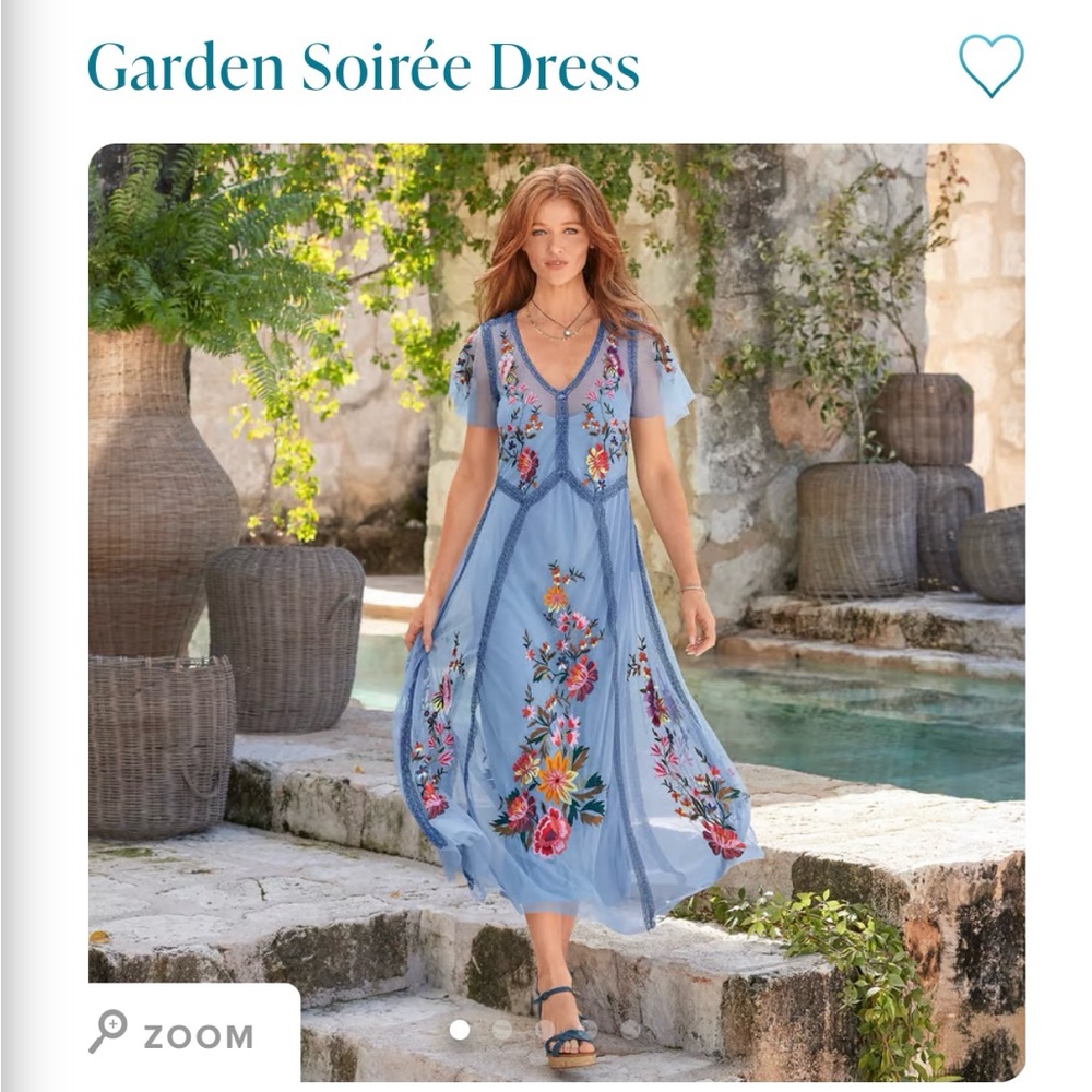 Sundance Garden Soirée Dress light blue size L. NWT
